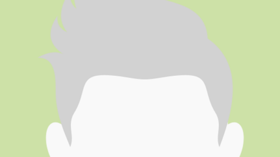 Portraitfoto von Janis Kremser