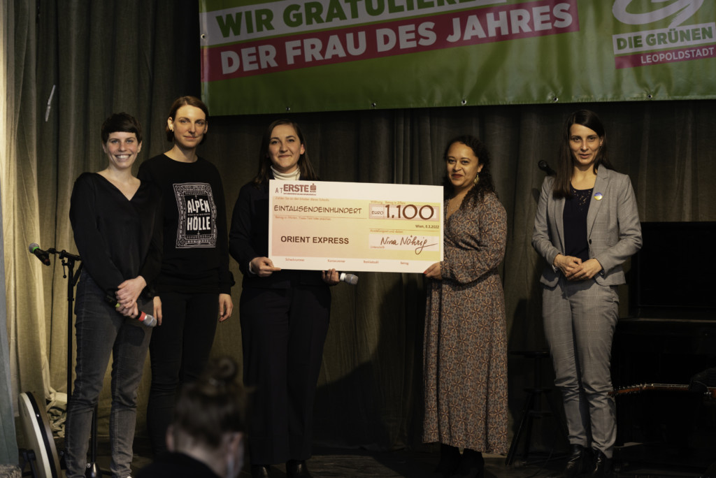 Bezirksrätin und stellvertretende Klubobfrau Nina Nährig, Vicky Spielmann, Najwa Duzdar und Mona Aylan vom Orient Express, Meri Dissoski