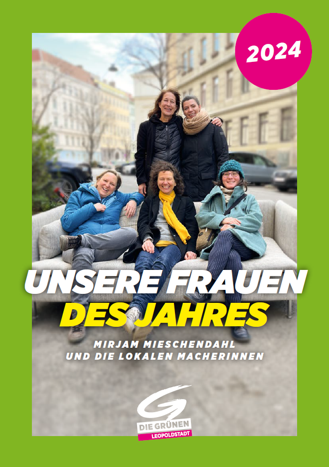 Cover der Zeitung "Unsere Frauen des Jahres 2024" - Mirjam Mieschendahl und lokale Macherinnen sitzen auf bzw. stehen hinter einem Sofa mitten im zweiten Bezirk